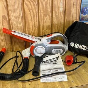 Black & Decker Red and Gray Handheld Vacuum 12 volt automotive